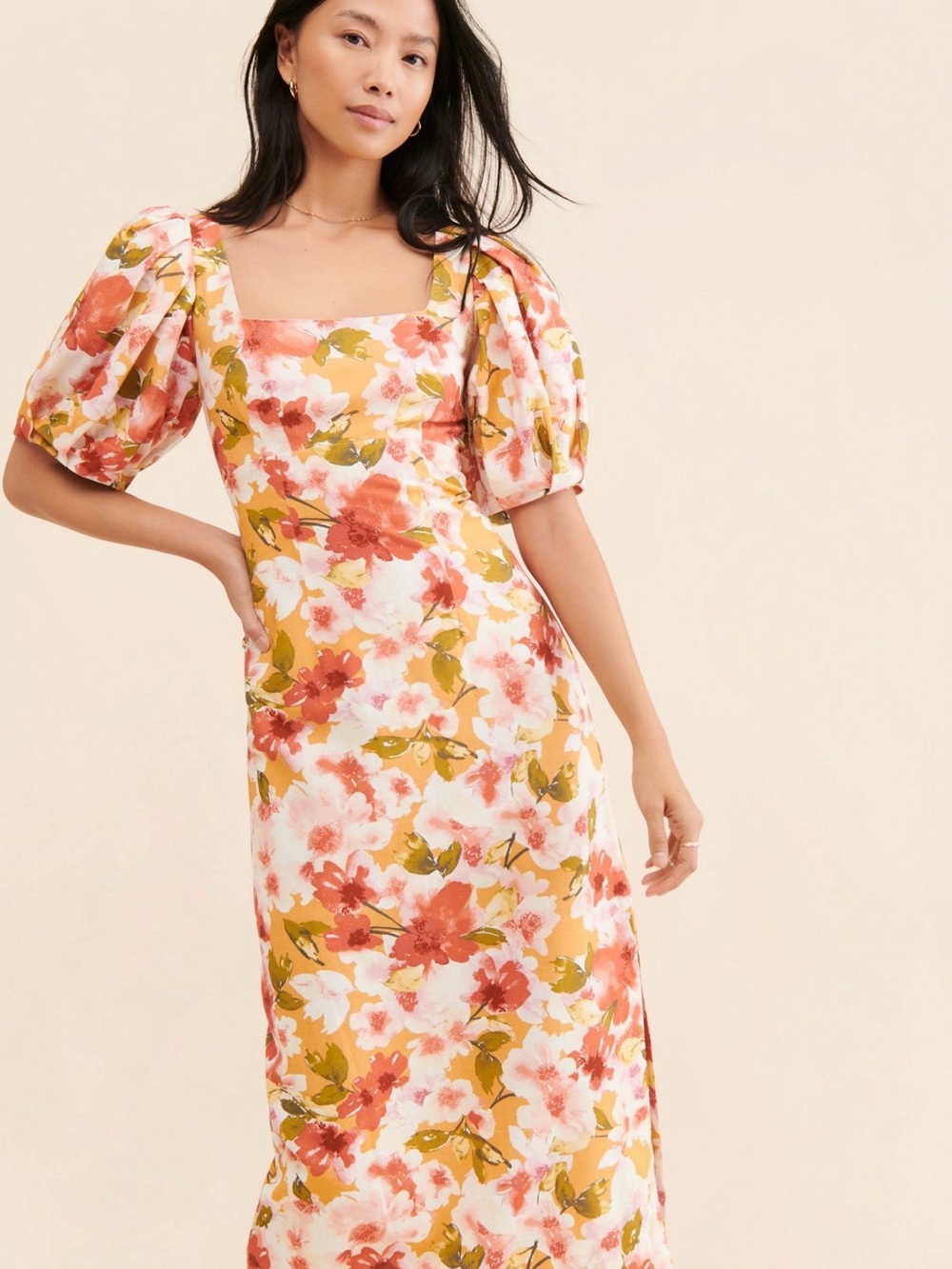 Moon River Coral and Cream Floral Puff-Sleeve Midi Dress